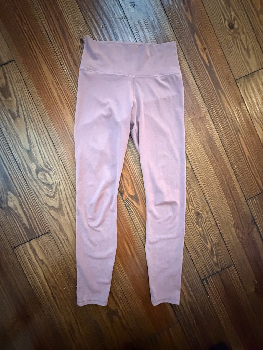 Vuori Rose-Pink Performance Leggings